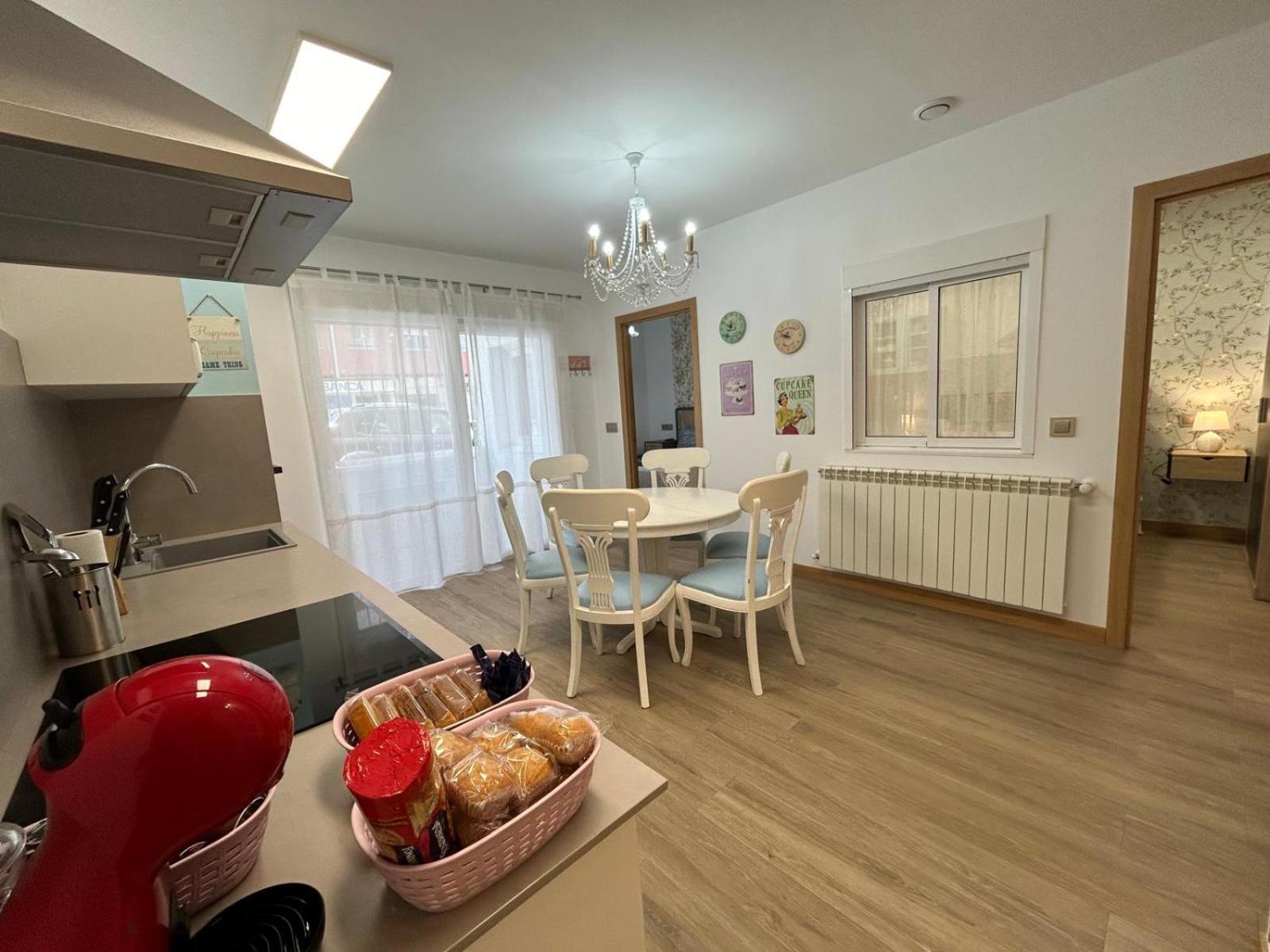 Apartamentos Torres Del Milladoiro Amés Kültér fotó