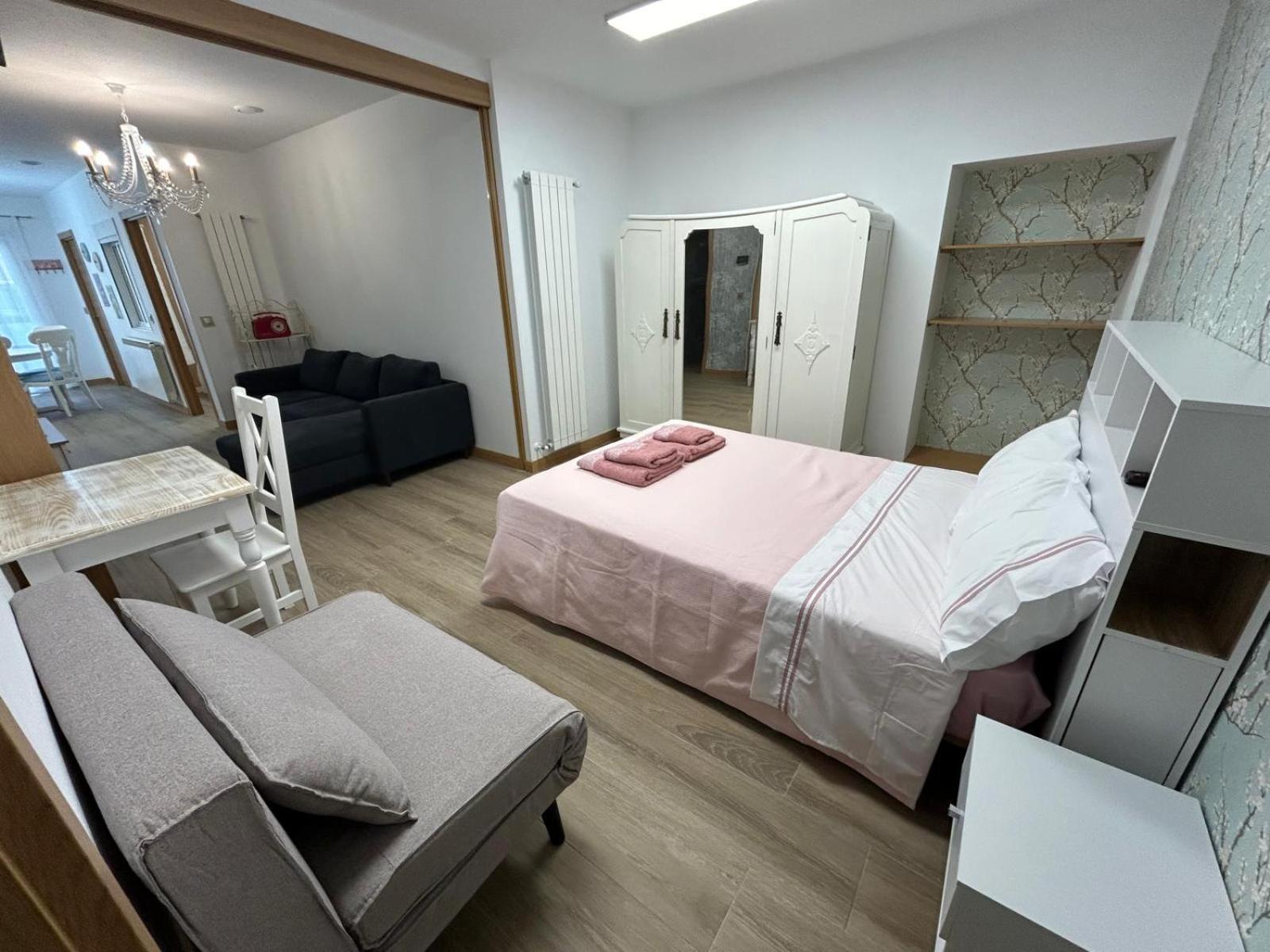 Apartamentos Torres Del Milladoiro Amés Kültér fotó